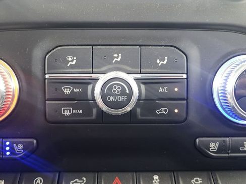 Used 2019 GMC Sierra 1500 AT4 w/ Technology Package AWD/4WD image 37