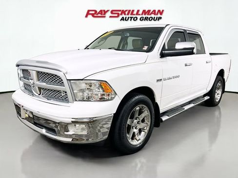 Used 2011 RAM 1500 Laramie AWD/4WD image 3