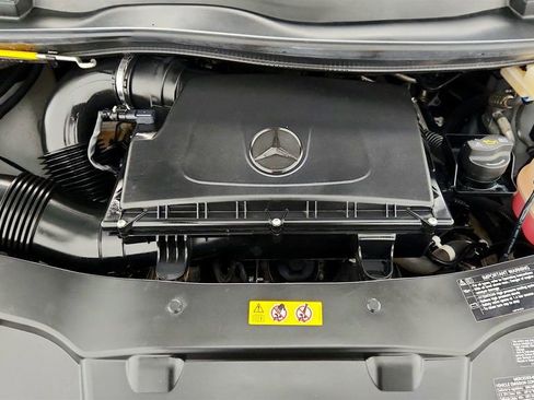 Used 2023 Mercedes-Benz Metris image 30