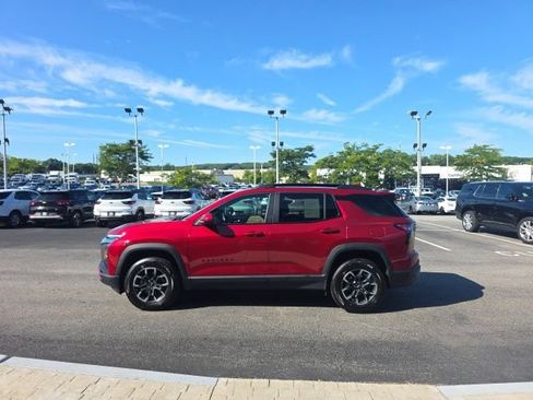 Used 2025 Chevrolet Equinox ACTIV AWD/4WD image 5