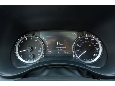 Used 2023 Toyota Highlander XSE image 25