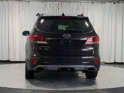 Used 2017 Hyundai Santa Fe Limited w/ Cargo Package AWD/4WD image 9