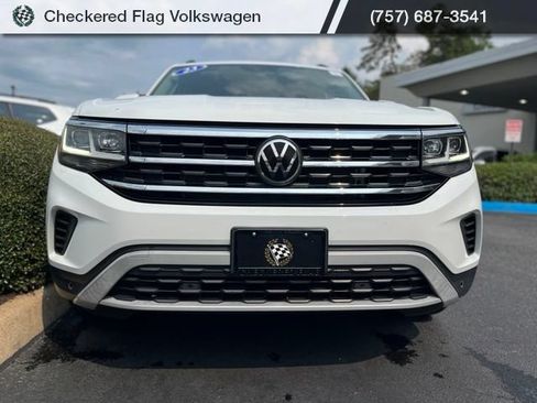 Used 2023 Volkswagen Atlas SE w/ Black Wheel Package AWD/4WD image 12