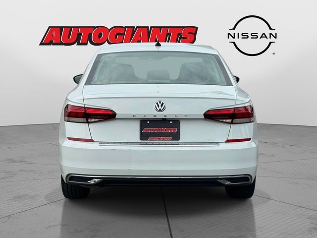 Used 2022 Volkswagen Passat 2.0T SE FWD image 4