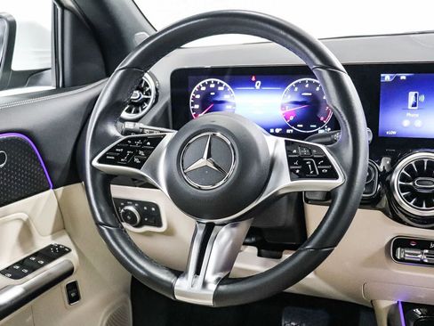 Certified 2024 Mercedes-Benz GLA 250 image 15
