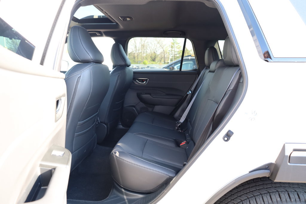 Used 2026 Subaru Outback Touring XT AWD/4WD image 21