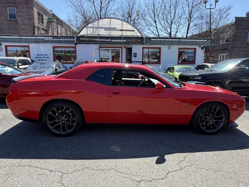 Used 2020 Dodge Challenger R/T Scat Pack w/ Shaker Package image 8