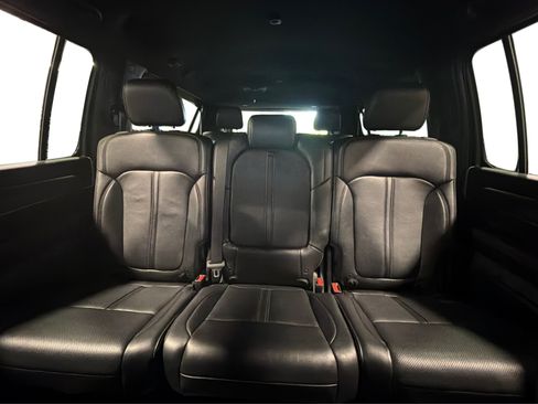 Used 2024 Jeep Wagoneer L Series II w/ Flexible Seating Group AWD/4WD image 46