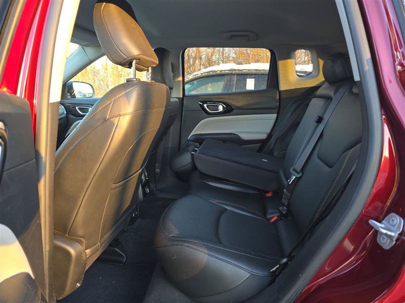 Used 2022 Jeep Compass Limited AWD/4WD image 13