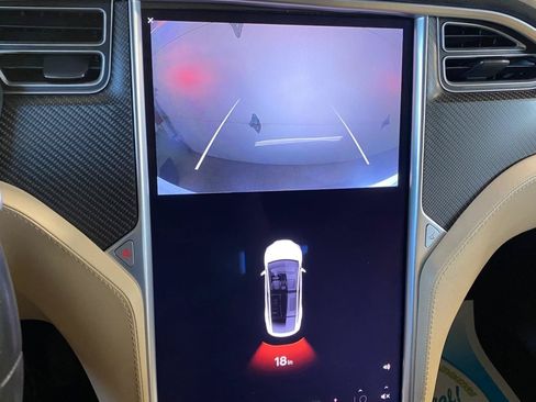Used 2017 Tesla Model X 75D AWD/4WD image 26