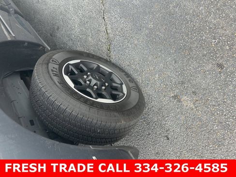 Used 2025 RAM 2500 Laramie image 7