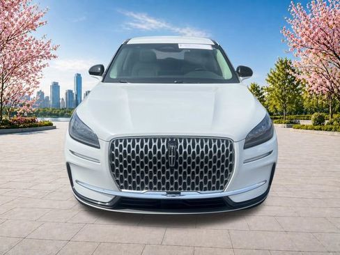 Used 2023 Lincoln Corsair AWD image 12