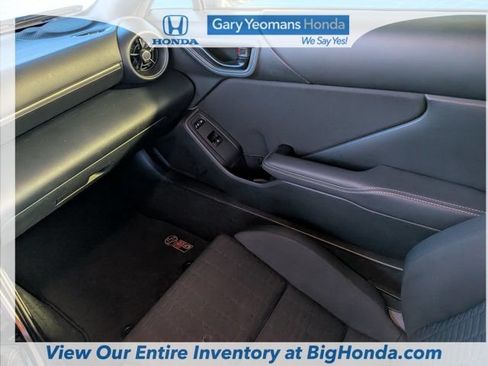 Used 2022 Toyota GR86 RWD image 17