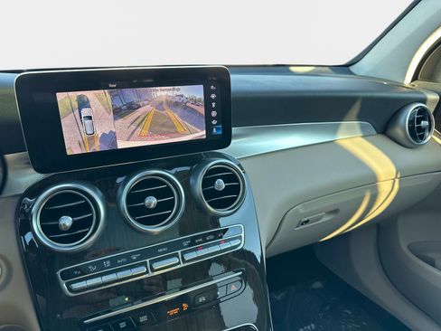 Certified 2022 Mercedes-Benz GLC 300 image 27