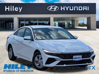 New 2026 Hyundai Elantra SE FWD 360° Tour