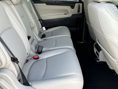 New 2026 Honda Odyssey EX-L image 7