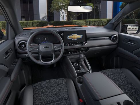 New 2026 Chevrolet Colorado Z71 w/ Midnight Edition AWD/4WD image 15