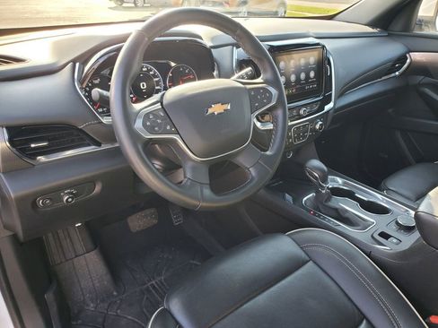Used 2023 Chevrolet Traverse Premier w/ LPO, Floor Liner Package AWD/4WD image 13