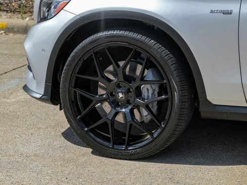 Used 2018 Mercedes-Benz GLC 43 AMG 4MATIC image 57