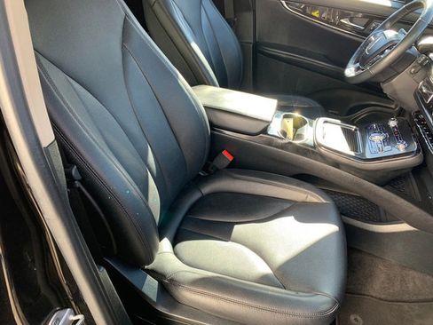 Certified 2022 Lincoln Nautilus AWD image 13
