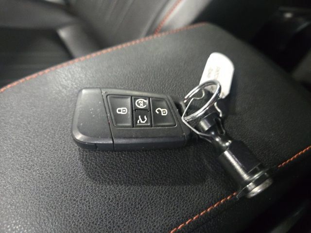 Used 2024 Volkswagen Tiguan Wolfsburg Edition AWD/4WD image 22