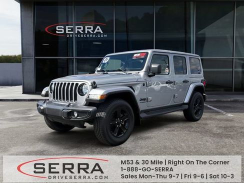 Used 2021 Jeep Wrangler Unlimited Sahara AWD/4WD image 1
