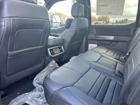 New 2026 Ford F250 Platinum image 19