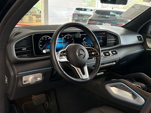 Used 2023 Mercedes-Benz GLE 350 4MATIC image 4