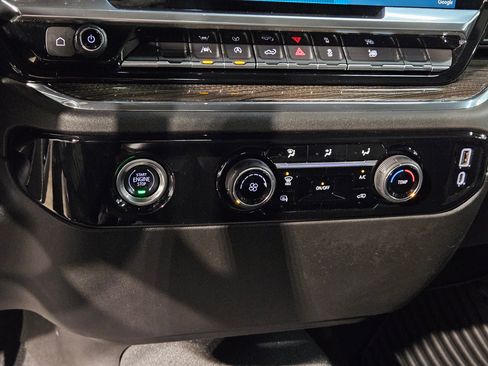 Used 2023 Chevrolet Silverado 1500 LT image 30