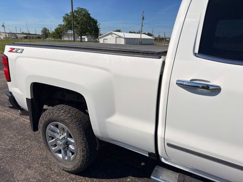 Used 2019 Chevrolet Silverado 2500 LTZ w/ Duramax Plus Package AWD/4WD image 11