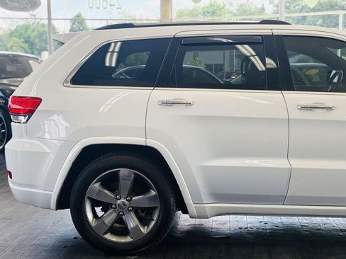 Used 2016 Jeep Grand Cherokee Overland AWD/4WD image 6