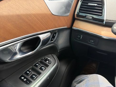 Used 2018 Volvo XC90 T6 Inscription w/ Luxury Package AWD/4WD image 12