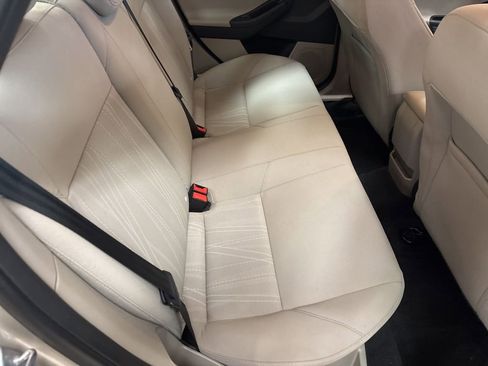 Used 2017 Ford Focus SE image 26