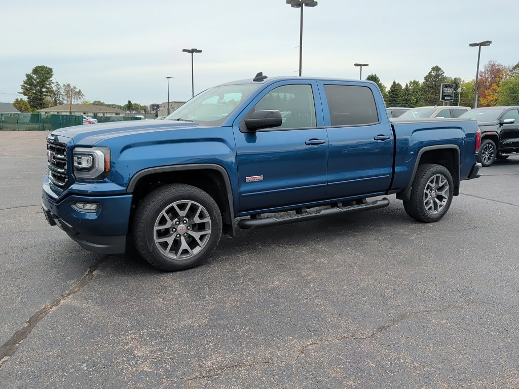 Used 2018 GMC Sierra 1500 SLT AWD/4WD image 2