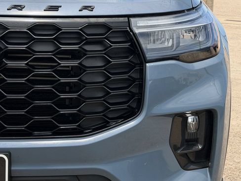 Used 2025 Ford Explorer ST-Line w/ Premium Package RWD image 10