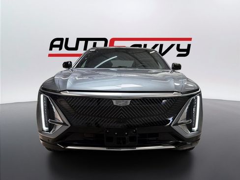 Used 2025 Cadillac Lyriq Luxury RWD image 2