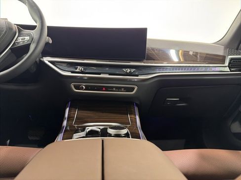 Used 2026 BMW X5 xDrive40i w/ Premium Package image 35