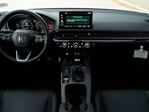 Certified 2024 Honda Civic Sport Touring image 19