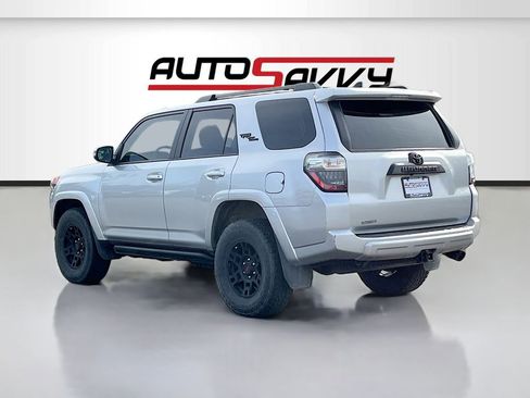 Used 2024 Toyota 4Runner TRD Off-Road Premium w/ Moonroof Package AWD/4WD image 5