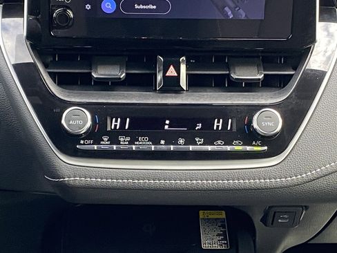 Certified 2024 Toyota Corolla SE w/ SE Package FWD image 14