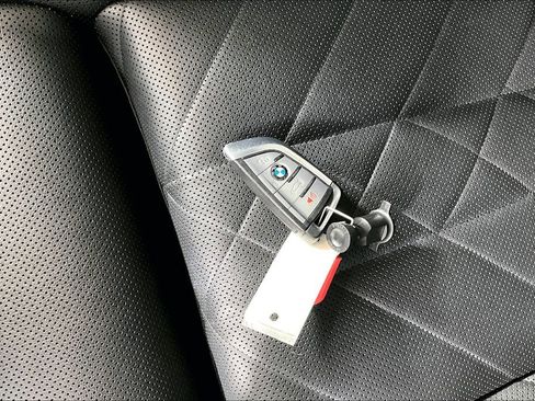 Used 2023 BMW X5 xDrive40i image 10