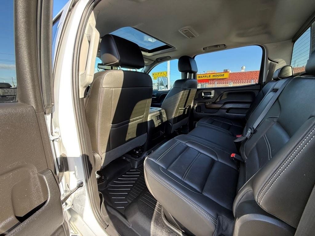 Used 2019 GMC Sierra 2500 Denali w/ Duramax Plus Package AWD/4WD image 12