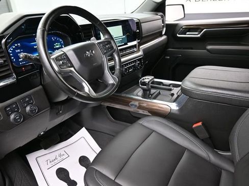 Used 2023 Chevrolet Silverado 1500 RST w/ Redline Edition image 18