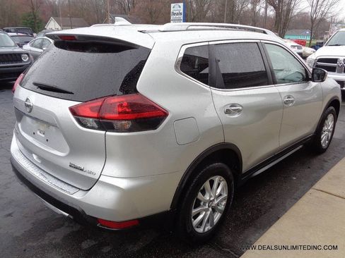 Used 2020 Nissan Rogue S w/ Special Edition Package AWD/4WD image 3