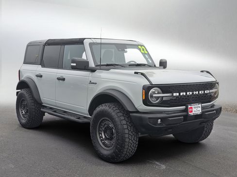 Used 2022 Ford Bronco Wildtrak image 7