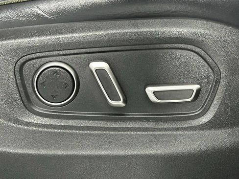 Used 2024 Rivian R1S Adventure AWD/4WD image 10