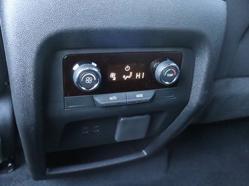 New 2026 Chevrolet Traverse LT w/ Enhanced Driving Package image 24