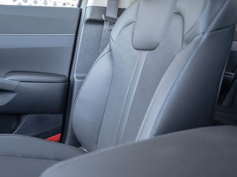 New 2026 Kia Sorento S FWD image 20