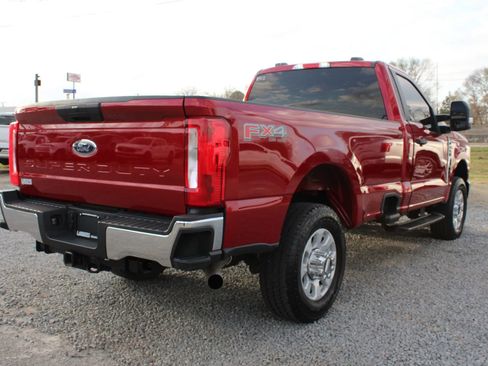Used 2023 Ford F250 XLT w/ FX4 Off-Road Package image 10