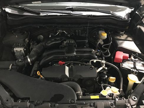 Used 2015 Subaru Forester 2.5i w/ Alloy Wheel Package image 32